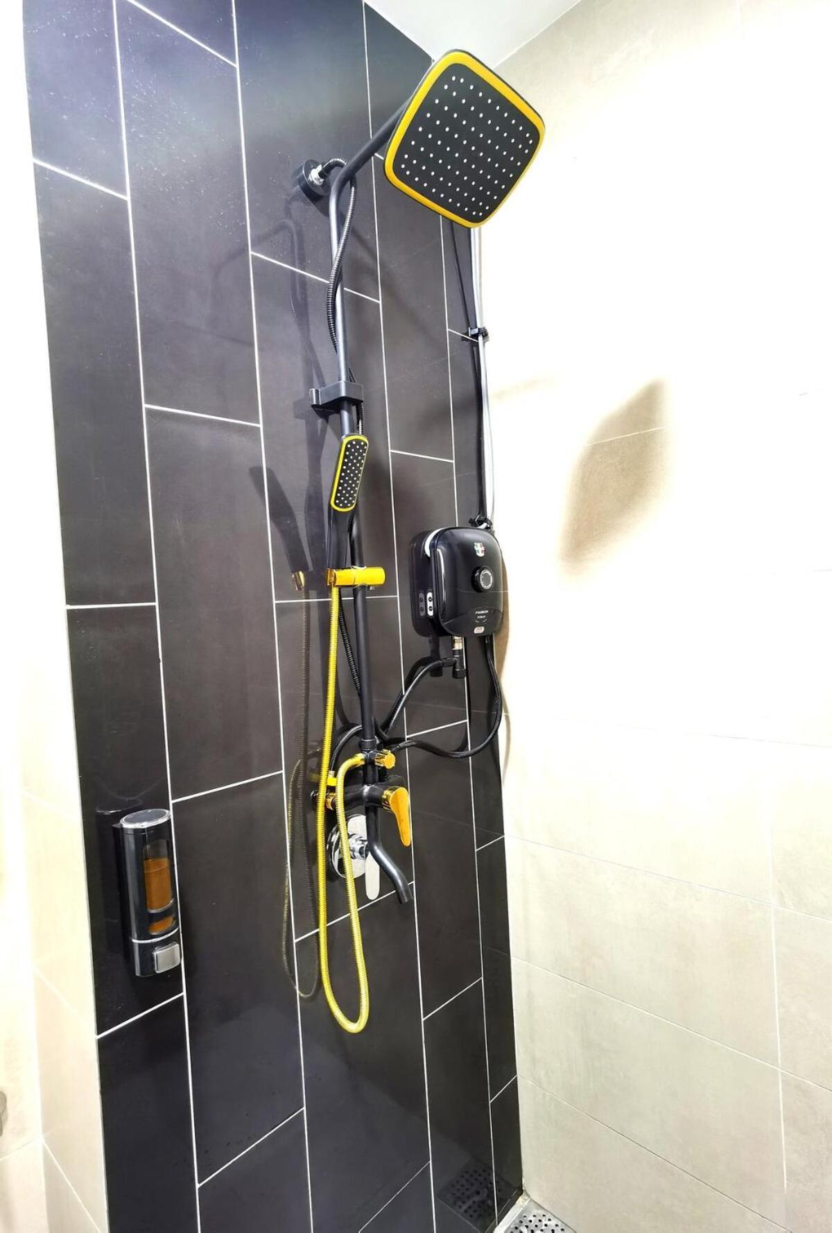 Mj Homestay 99 Batu Caves Kl North 99Residence 3R2B Kuala Lumpur Exterior foto